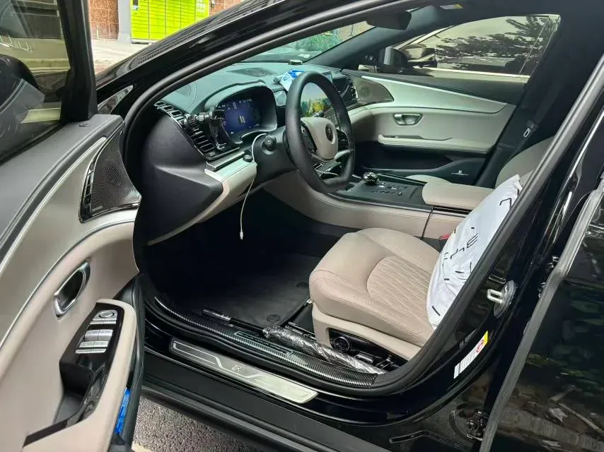 2025 BYD Han BEV 72KWH,autocango,china used car exporter,china ev exporter,chinese used car exporter,chinese used ev exporter