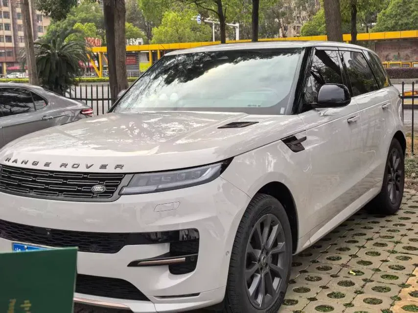 2023 Land Rover Range Rover Sport 3.0T 400HP L6 8AT,autocango,china used car exporter,china ev exporter,chinese used car exporter,chinese used ev exporter