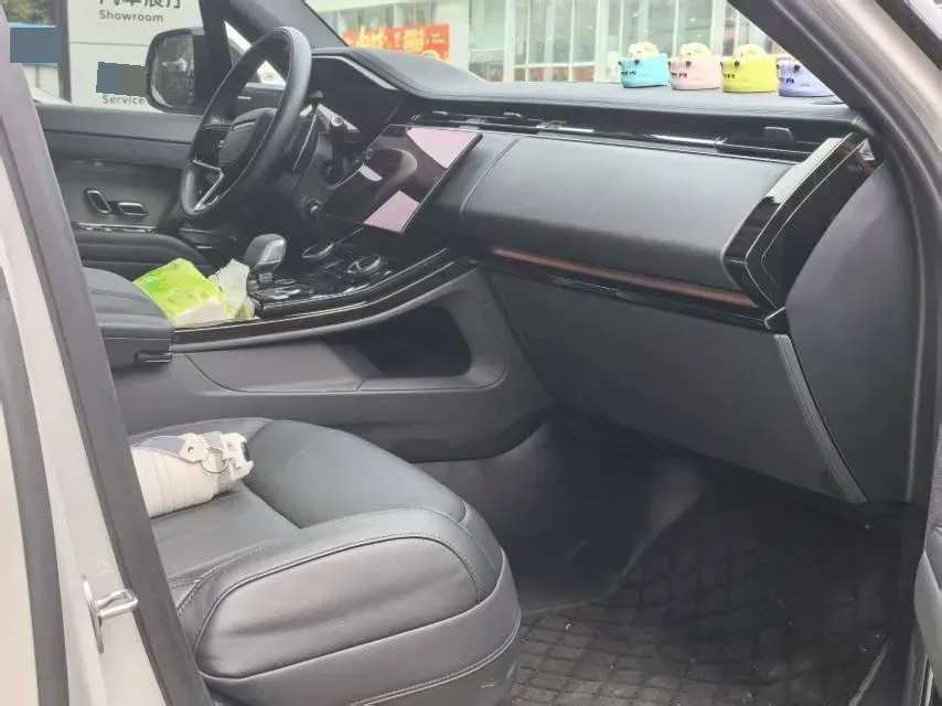 2023 Land Rover Range Rover Sport 3.0T 400HP L6 8AT,autocango,china used car exporter,china ev exporter,chinese used car exporter,chinese used ev exporter