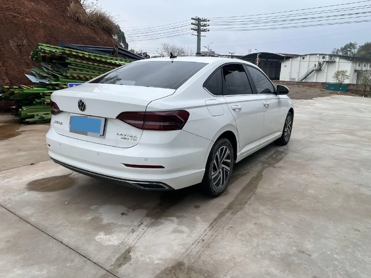 2022 Volkswagen T-Roc 1.4T 150HP L4 7DCT,autocango,china used car exporter,china ev exporter,chinese used car exporter,chinese used ev exporter