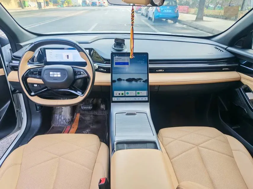 2024 Geely Galaxy L6 1.5T 163HP L4 3DHT PHEV,autocango,china used car exporter,china ev exporter,chinese used car exporter,chinese used ev exporter