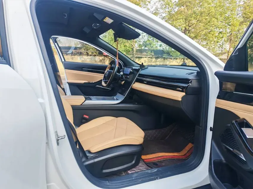 2024 Geely Galaxy L6 1.5T 163HP L4 3DHT PHEV,autocango,china used car exporter,china ev exporter,chinese used car exporter,chinese used ev exporter