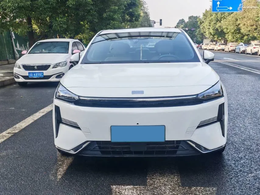 2024 Geely Galaxy L6 1.5T 163HP L4 3DHT PHEV,autocango,china used car exporter,china ev exporter,chinese used car exporter,chinese used ev exporter