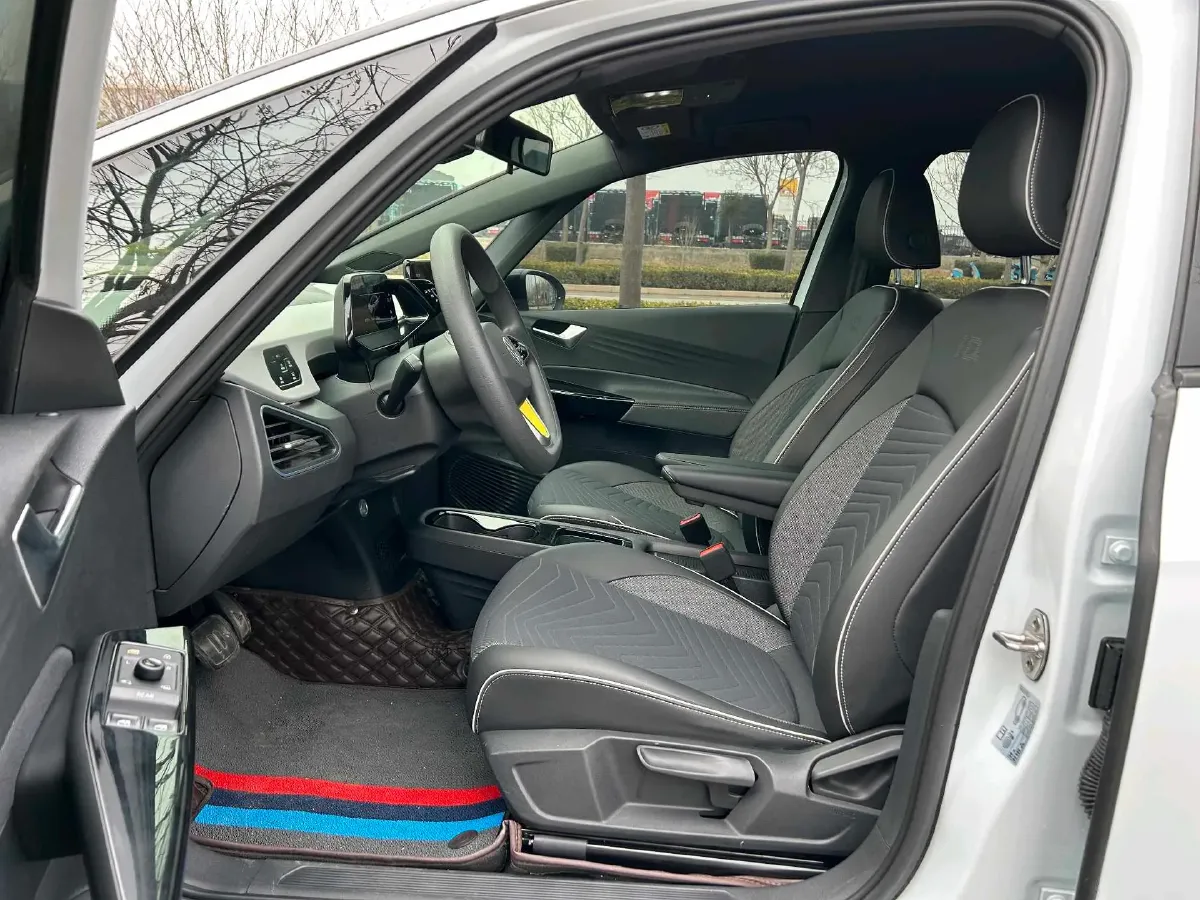 2023 Volkswagen ID.3 BEV 52.8KWH,autocango,china used car exporter,china ev exporter,chinese used car exporter,chinese used ev exporter