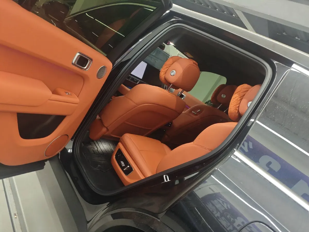 2024 Toyota Granvia 2.5L 189HP L4 E-CVT Hybrid,autocango,china used car exporter,china ev exporter,chinese used car exporter,chinese used ev exporter