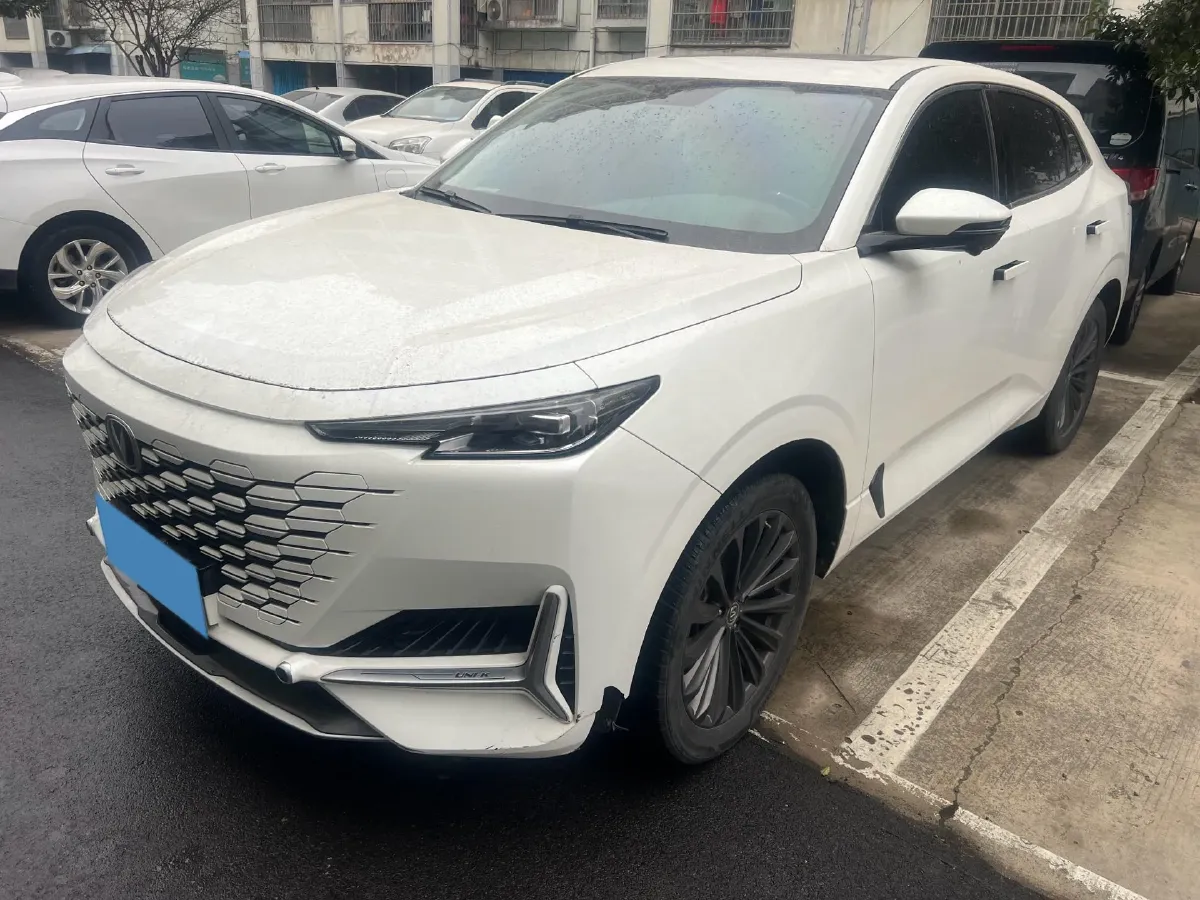 2021 ChangAn UNI-K 2.0T 233HP L4 8AT,autocango,china used car exporter,china ev exporter,chinese used car exporter,chinese used ev exporter
