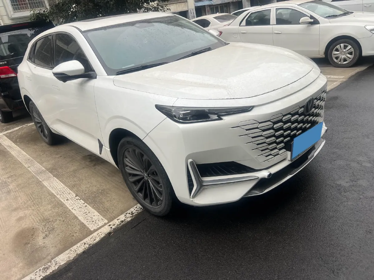 2021 ChangAn UNI-K 2.0T 233HP L4 8AT,autocango,china used car exporter,china ev exporter,chinese used car exporter,chinese used ev exporter