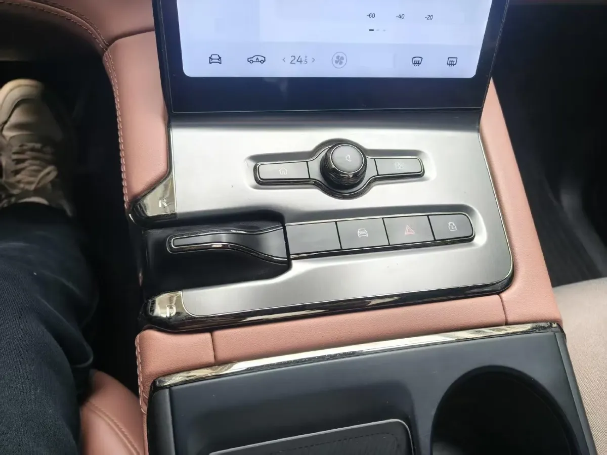 2020 NIO ES6 BEV 100KWH,autocango,china used car exporter,china ev exporter,chinese used car exporter,chinese used ev exporter