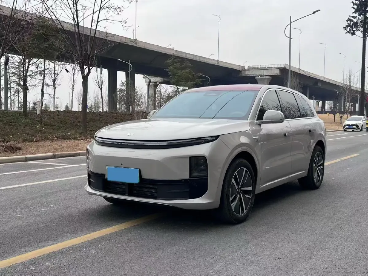 2024 Li L6 Range Extended 154HP L4 REEV 36.8KWH,autocango,china used car exporter,china ev exporter,chinese used car exporter,chinese used ev exporter