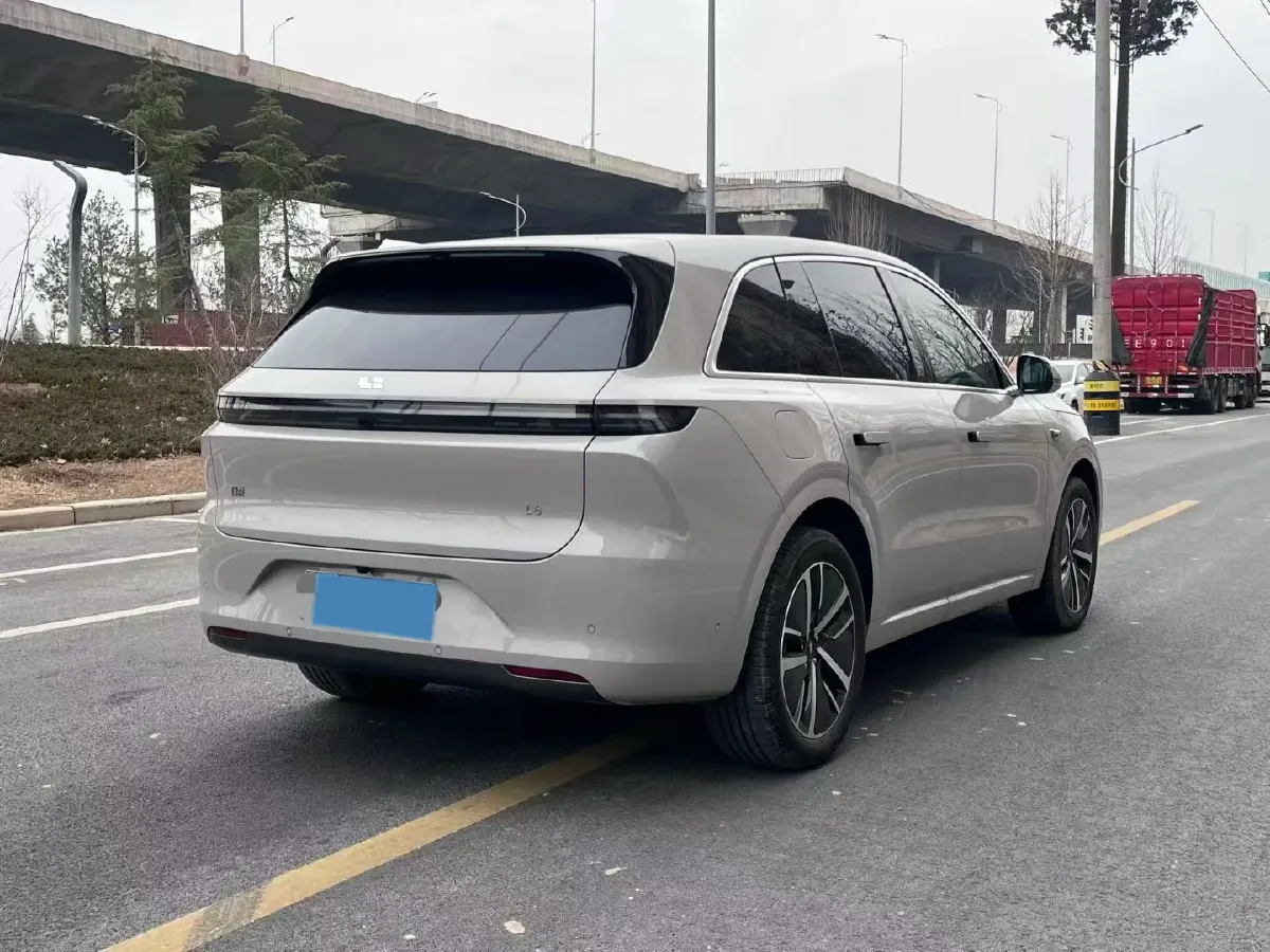 2024 Li L6 Range Extended 154HP L4 REEV 36.8KWH,autocango,china used car exporter,china ev exporter,chinese used car exporter,chinese used ev exporter