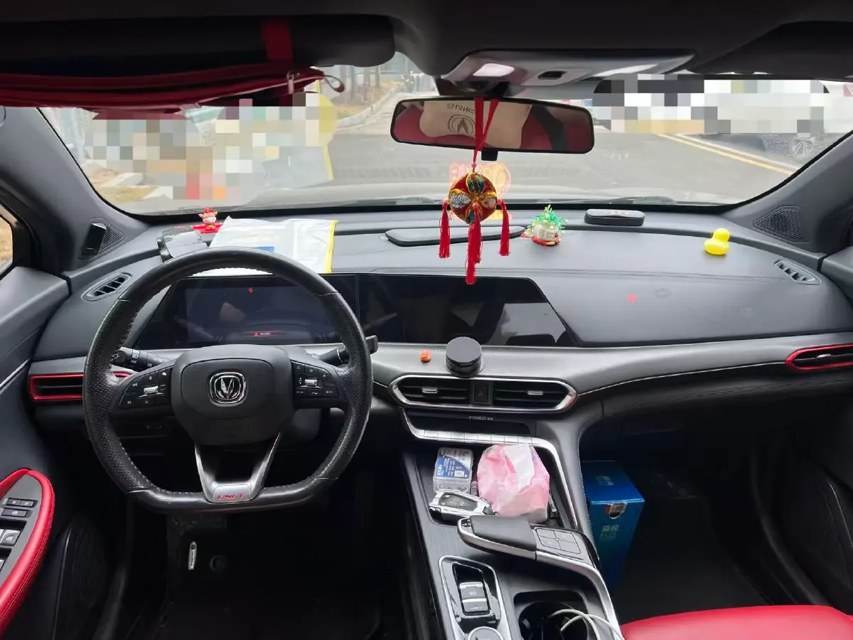 2020 ChangAn UNI-T 1.5T 180HP L4 7DCT,autocango,china used car exporter,china ev exporter,chinese used car exporter,chinese used ev exporter