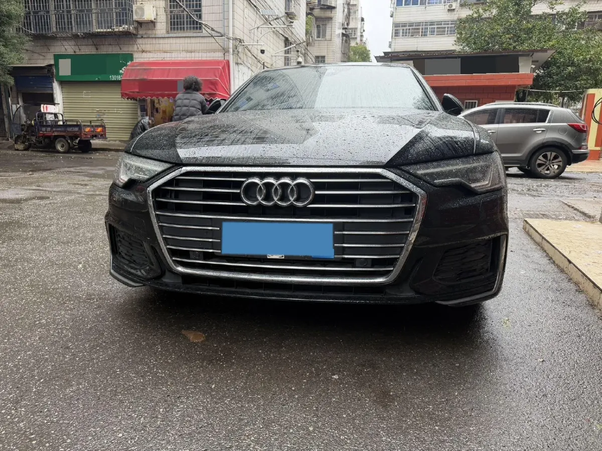 2020 Audi A6L 2.0T 190HP L4 7DCT,autocango,china used car exporter,china ev exporter,chinese used car exporter,chinese used ev exporter