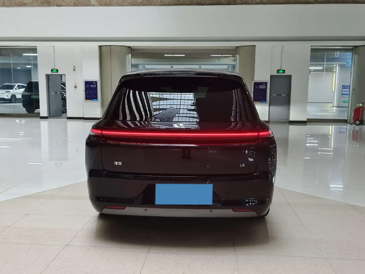 2025 Li L8 Range Extended 154HP REEV,autocango,china used car exporter,china ev exporter,chinese used car exporter,chinese used ev exporter