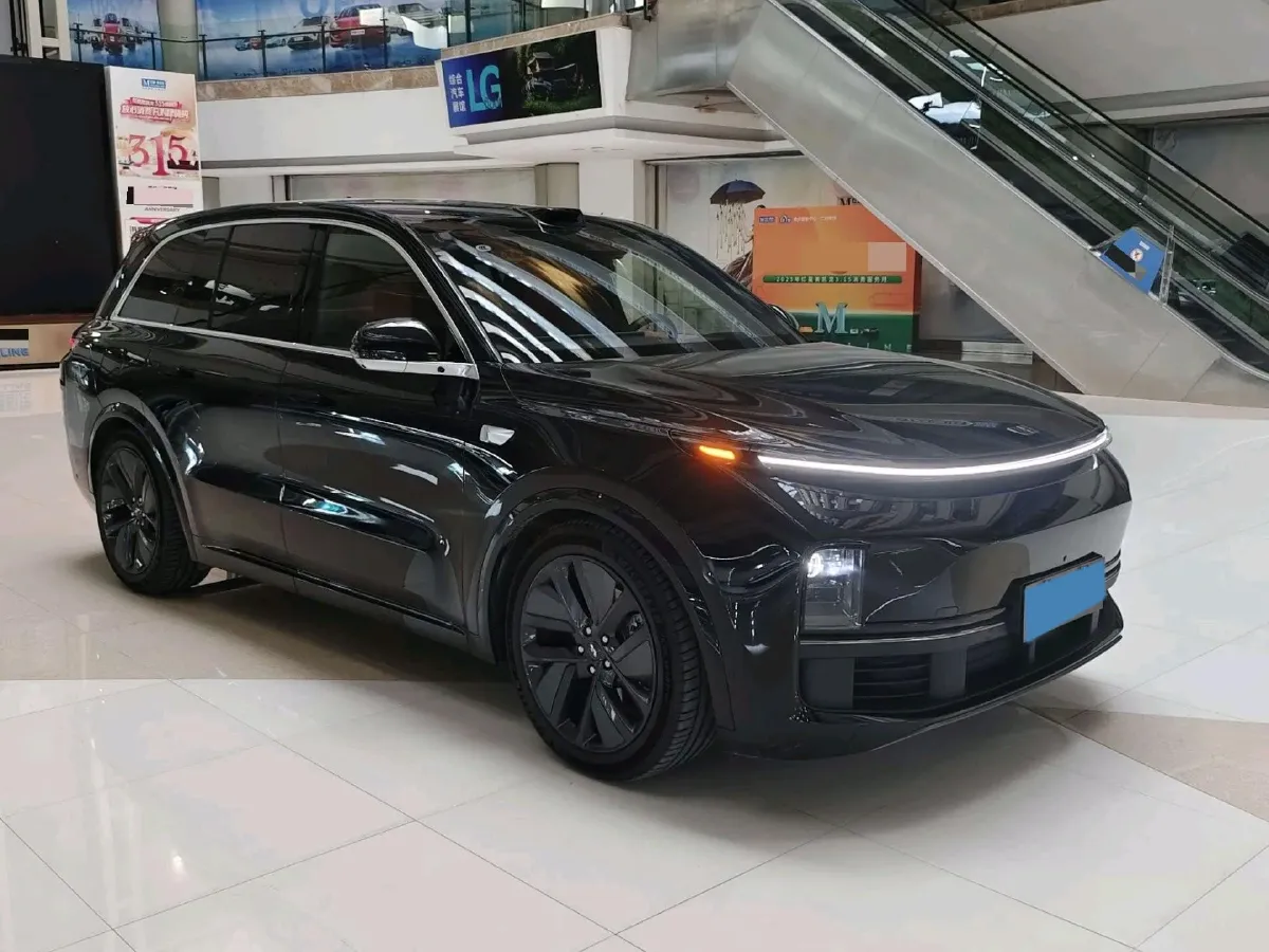 2025 Li L8 Range Extended 154HP REEV,autocango,china used car exporter,china ev exporter,chinese used car exporter,chinese used ev exporter