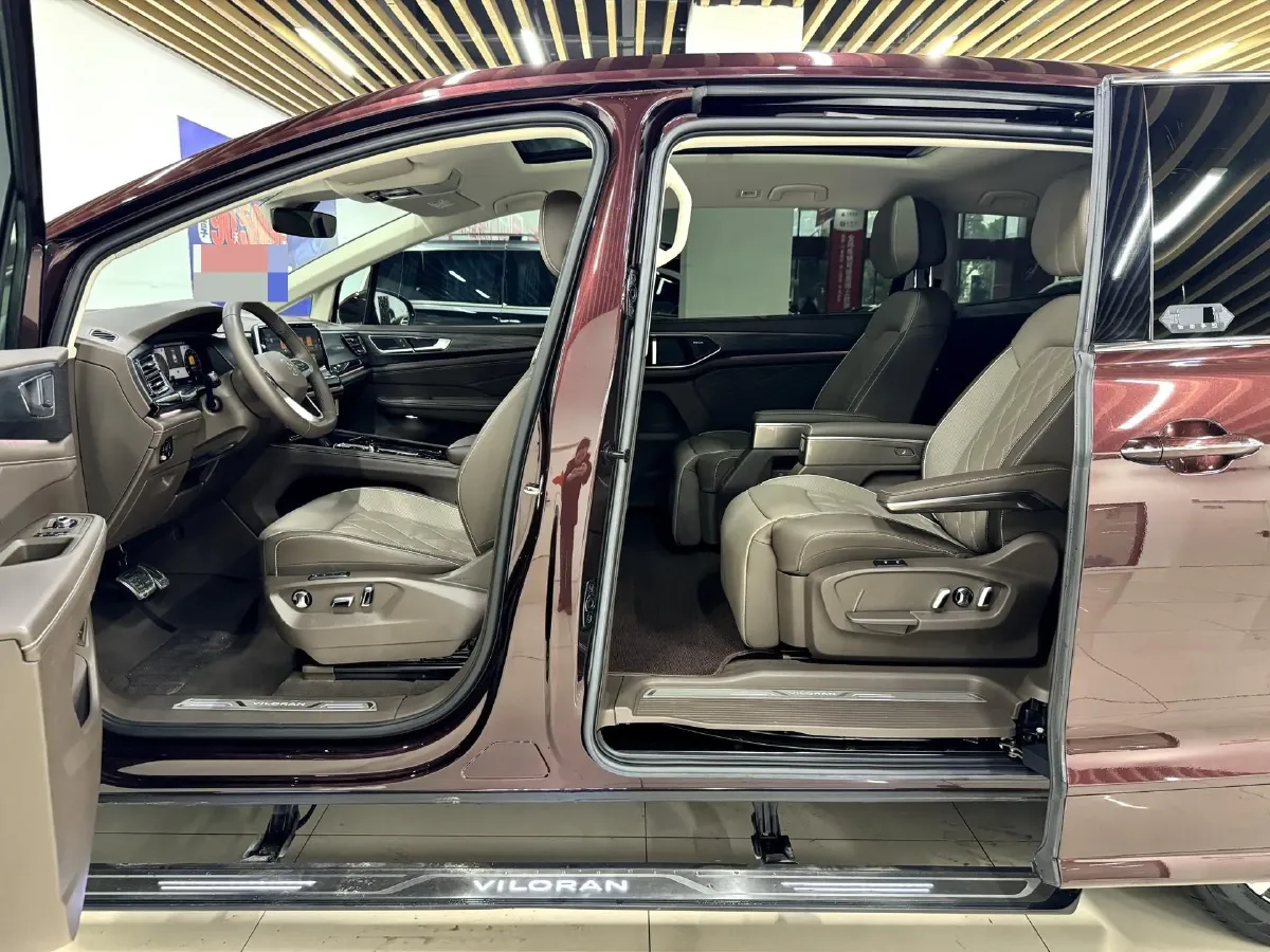 2023 Volkswagen Viloran 2.0T 220HP L4 7DCT,autocango,china used car exporter,china ev exporter,chinese used car exporter,chinese used ev exporter