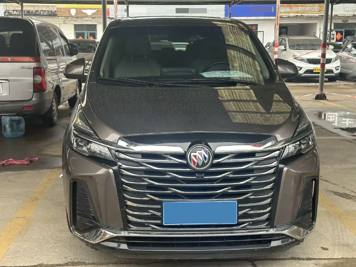2022 Buick GL8 2.0T 237HP L4 9AT,autocango,china used car exporter,china ev exporter,chinese used car exporter,chinese used ev exporter