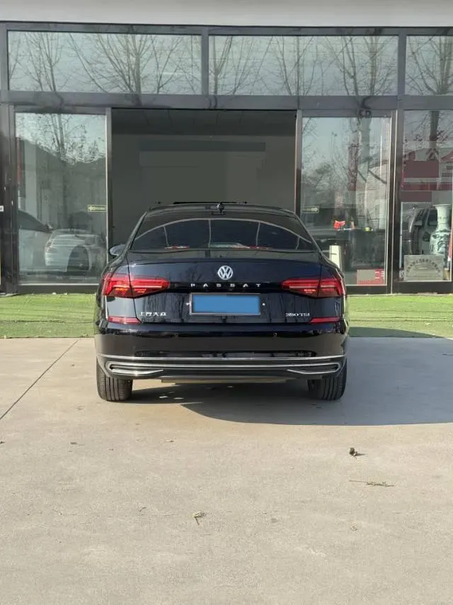 2020 Volkswagen Passat 2.0T 186HP L4 7DCT,autocango,china used car exporter,china ev exporter,chinese used car exporter,chinese used ev exporter