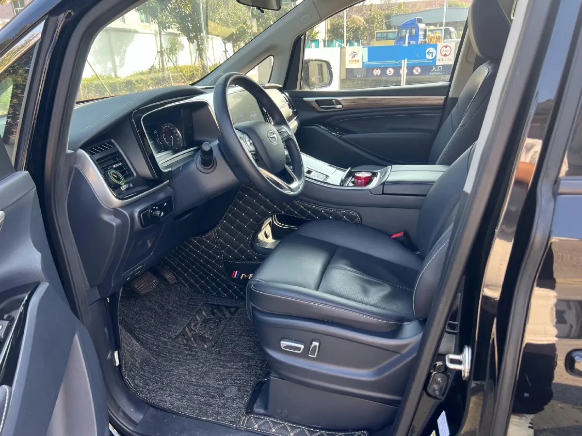 2023 GAC Trumpchi M8 2.0T 252HP L4 8AT,autocango,china used car exporter,china ev exporter,chinese used car exporter,chinese used ev exporter