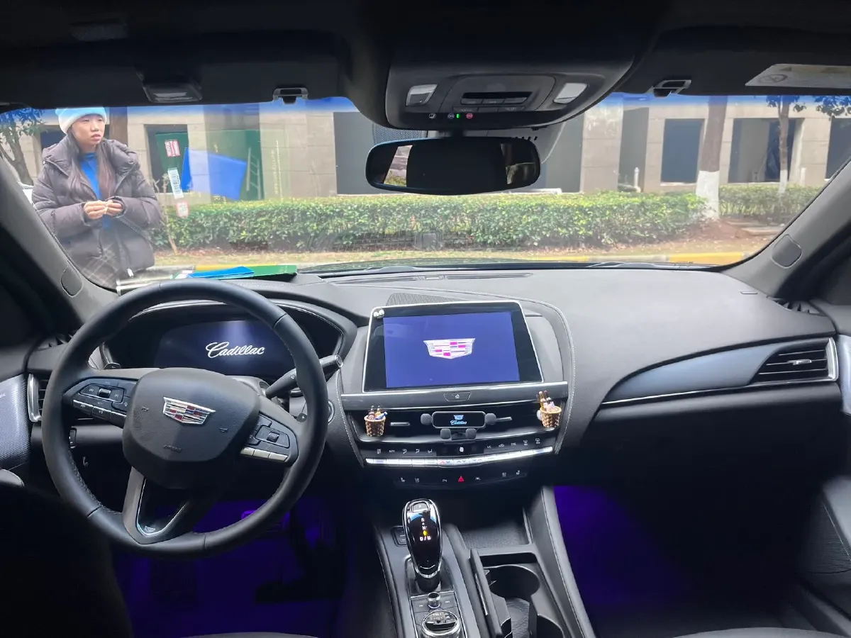 2023 Cadillac CT5 2.0T 237HP L4 10AT,autocango,china used car exporter,china ev exporter,chinese used car exporter,chinese used ev exporter