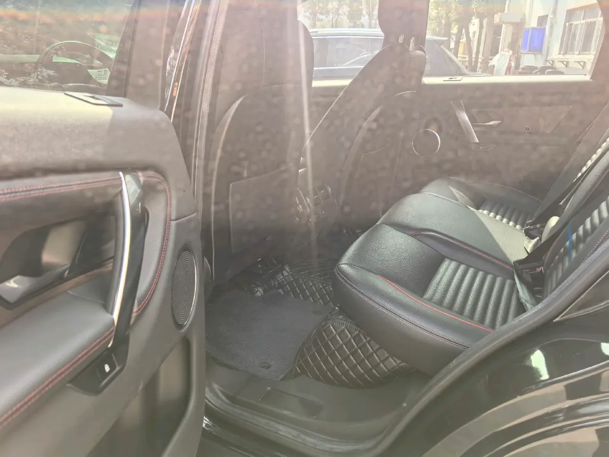 2021 Land Rover Discovery Sport 2.0T 249HP L4 9AT,autocango,china used car exporter,china ev exporter,chinese used car exporter,chinese used ev exporter