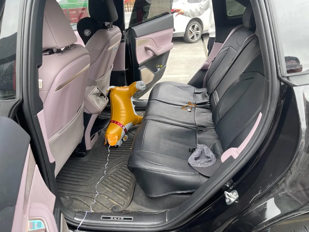 2024 ONVO L60 BEV 60KWH,autocango,china used car exporter,china ev exporter,chinese used car exporter,chinese used ev exporter