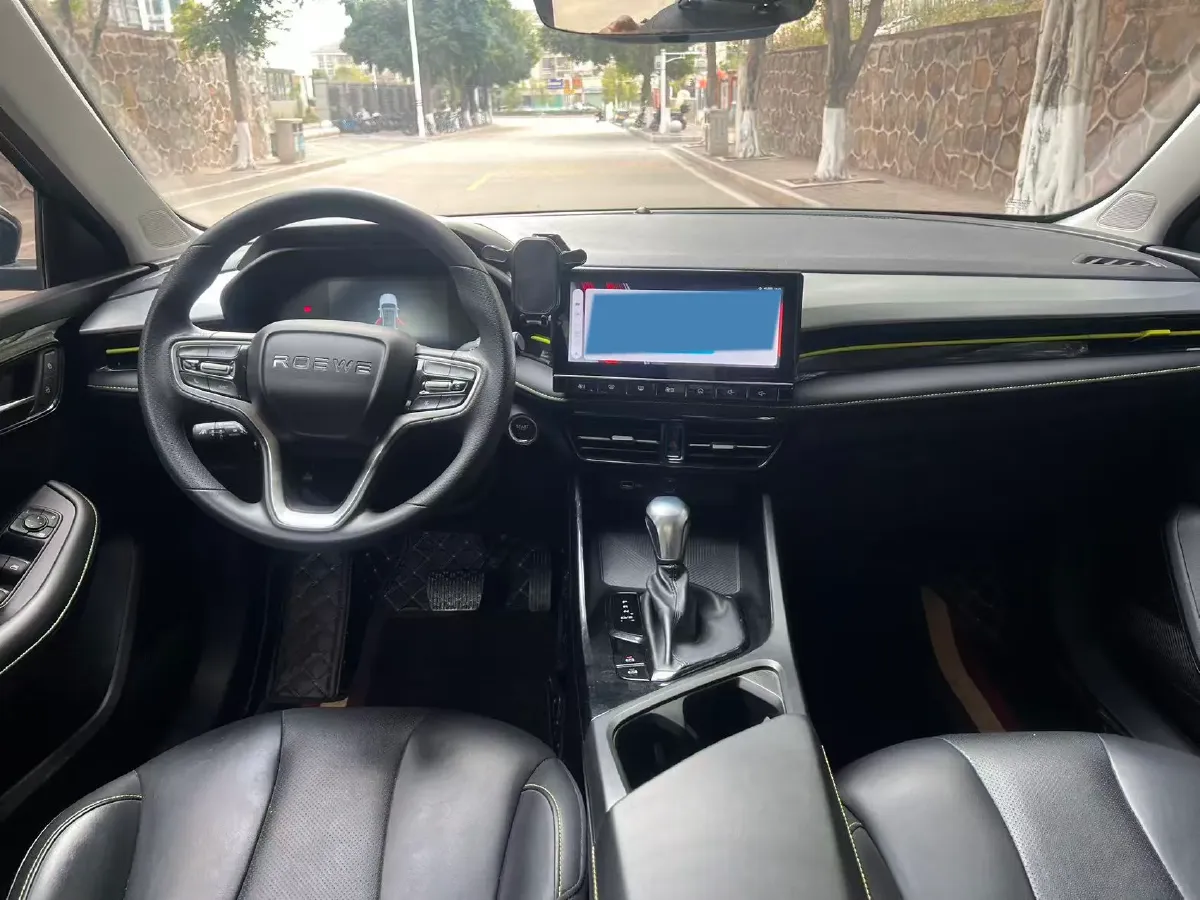 2021 Roewe i5 1.5L 120HP L4 CVT,autocango,china used car exporter,china ev exporter,chinese used car exporter,chinese used ev exporter