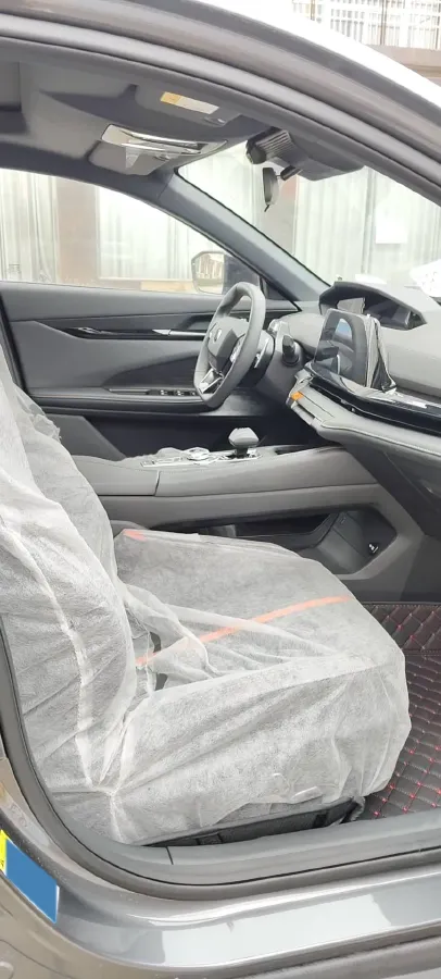 2023 ChangAn UNI-V 1.5T 188HP L4 7DCT,autocango,china used car exporter,china ev exporter,chinese used car exporter,chinese used ev exporter