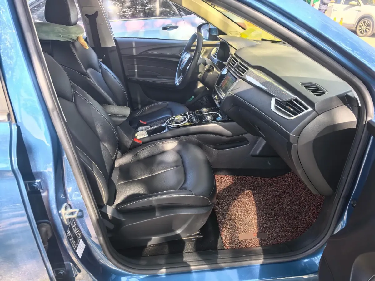 2019 Roewe Ei5 BEV 52.5KWH,autocango,china used car exporter,china ev exporter,chinese used car exporter,chinese used ev exporter