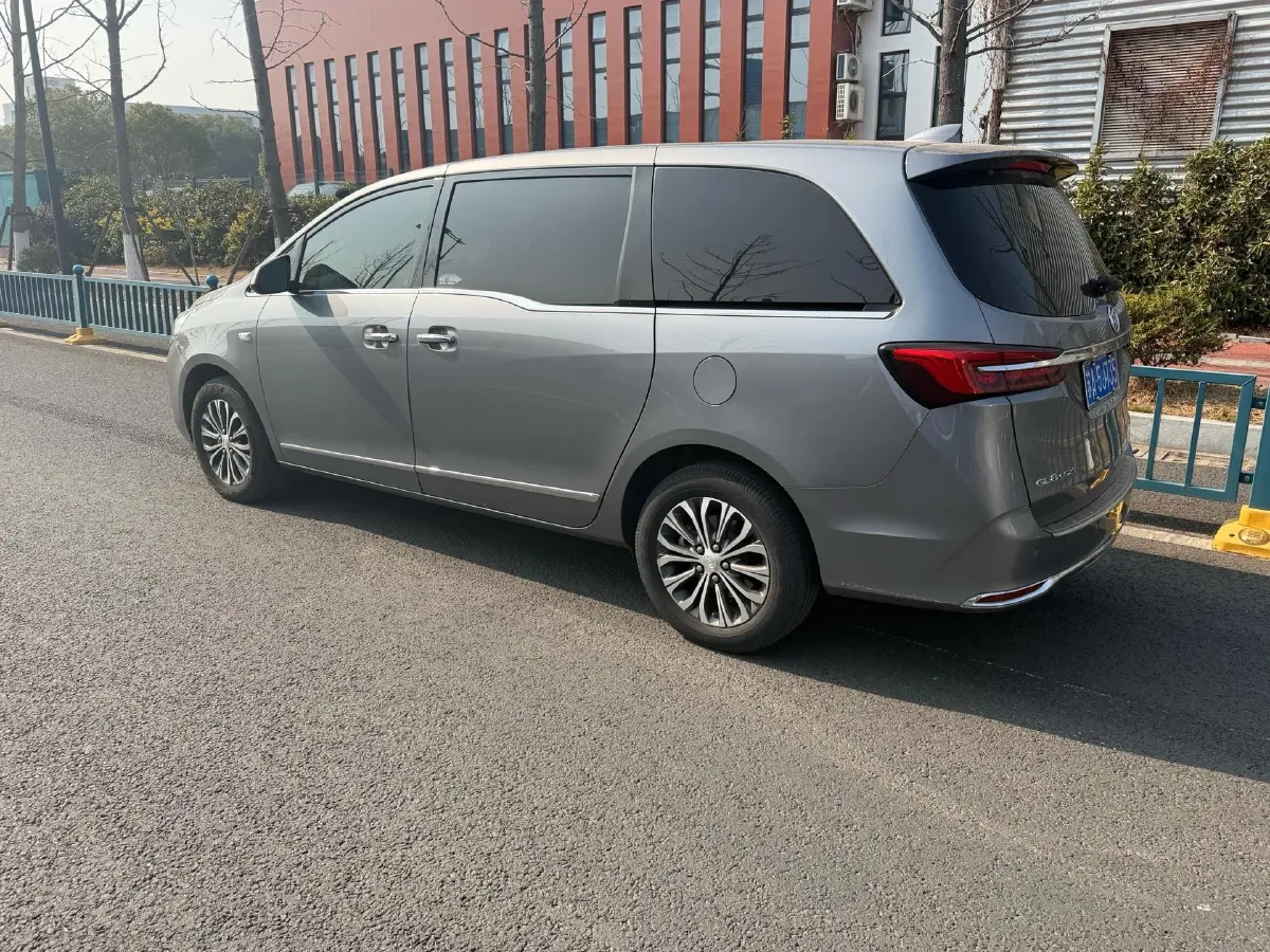 2021 Buick GL8 2.0T 237HP L4 9AT,autocango,china used car exporter,china ev exporter,chinese used car exporter,chinese used ev exporter