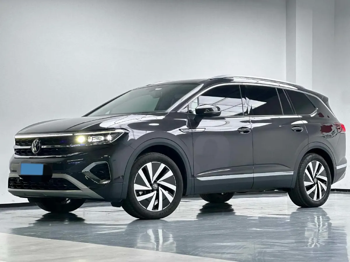 2021 Volkswagen Talagon 2.0T 220HP L4 7DCT,autocango,china used car exporter,china ev exporter,chinese used car exporter,chinese used ev exporter