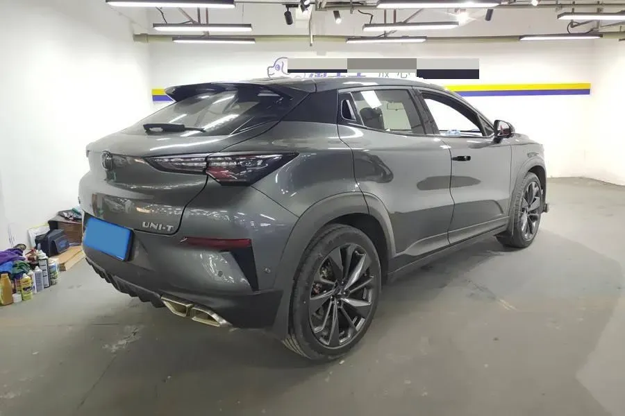 2020 ChangAn UNI-T 1.5T 180HP L4 7DCT,autocango,china used car exporter,china ev exporter,chinese used car exporter,chinese used ev exporter