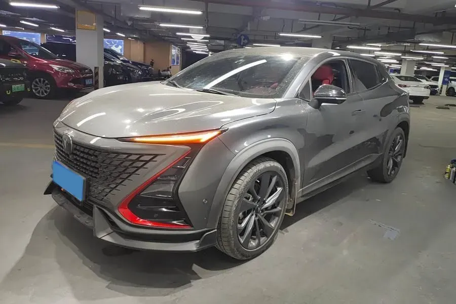 2020 ChangAn UNI-T 1.5T 180HP L4 7DCT,autocango,china used car exporter,china ev exporter,chinese used car exporter,chinese used ev exporter