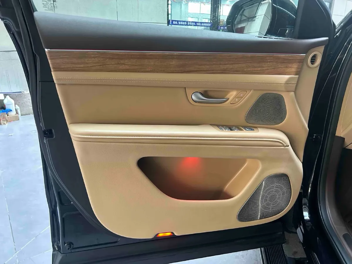 2024 AITO AITO M7 1.5T 152HP L4 REEV 42KWH,autocango,china used car exporter,china ev exporter,chinese used car exporter,chinese used ev exporter