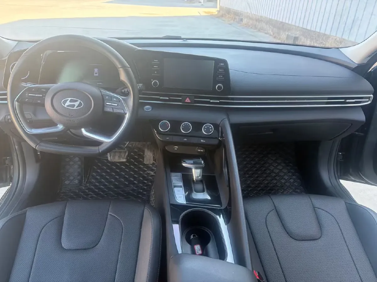 2023 Hyundai Elantra 1.5L 115HP L4 CVT,autocango,china used car exporter,china ev exporter,chinese used car exporter,chinese used ev exporter