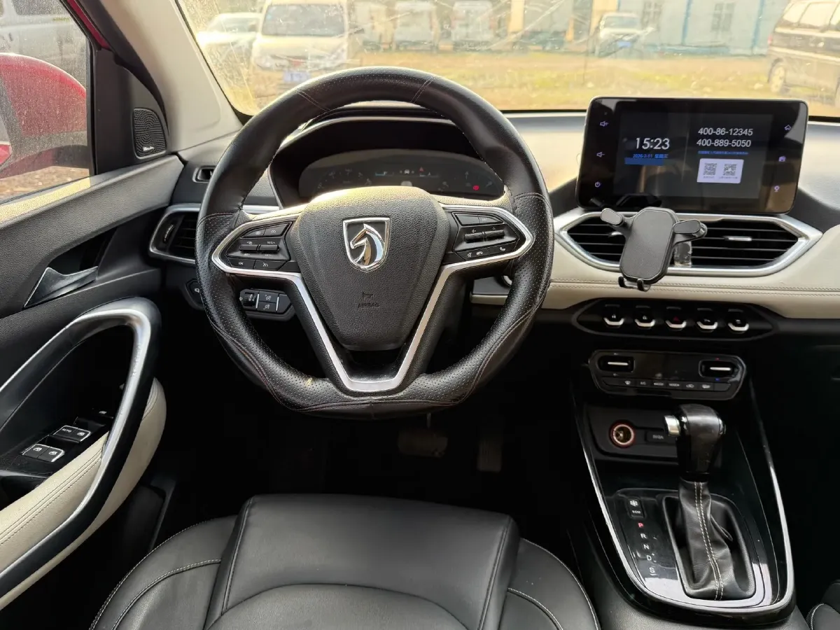 2019 BaoJun 530 1.5T 151HP L4 CVT,autocango,china used car exporter,china ev exporter,chinese used car exporter,chinese used ev exporter
