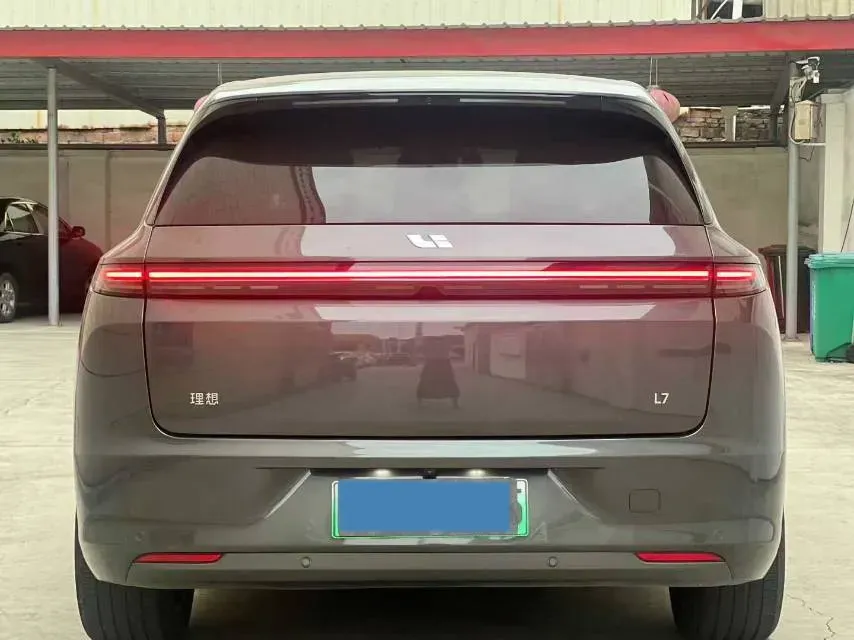 2023 Li L7 Range Extended 154HP REEV 40.9KWH,autocango,china used car exporter,china ev exporter,chinese used car exporter,chinese used ev exporter