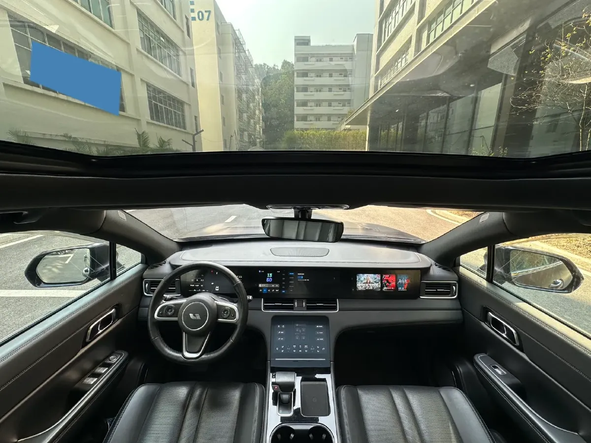 2020 Li ONE Range Extended 131HP REEV 40.5KWH,autocango,china used car exporter,china ev exporter,chinese used car exporter,chinese used ev exporter