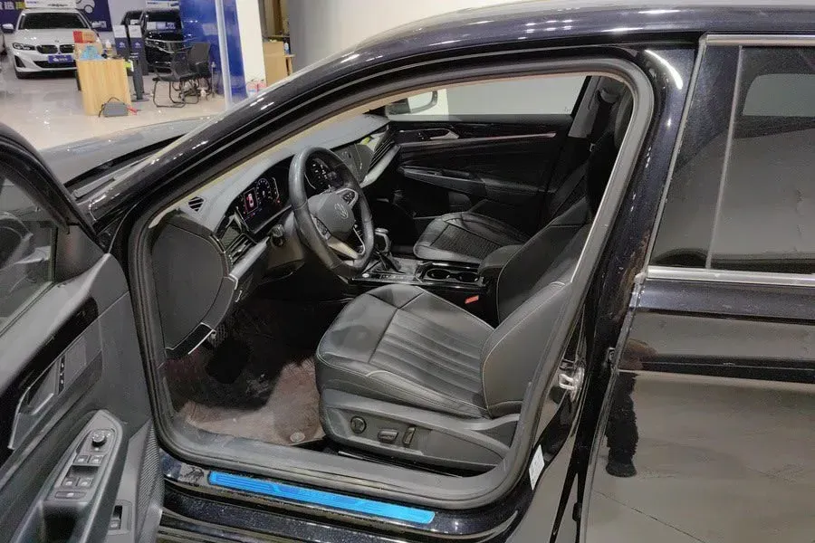 2022 Skoda Kodiak GT 2.0T 186HP L4 7DCT,autocango,china used car exporter,china ev exporter,chinese used car exporter,chinese used ev exporter