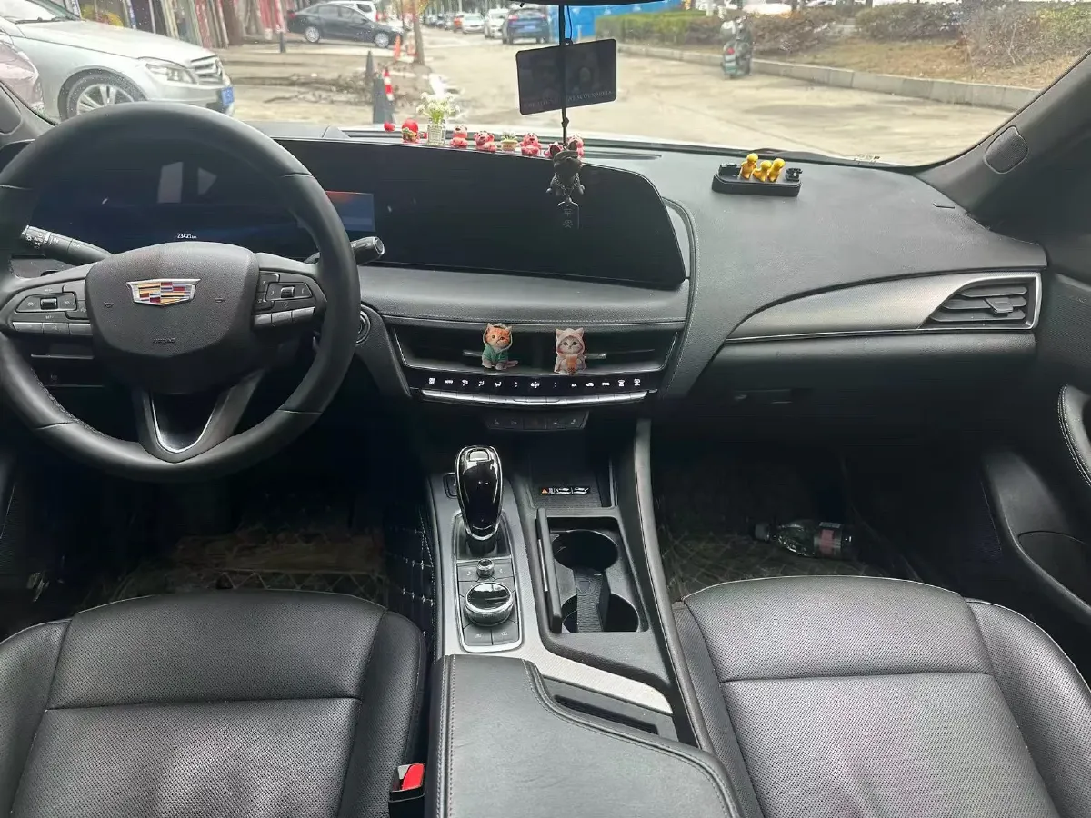 2024 Cadillac CT5 2.0T 237HP L4 10AT,autocango,china used car exporter,china ev exporter,chinese used car exporter,chinese used ev exporter