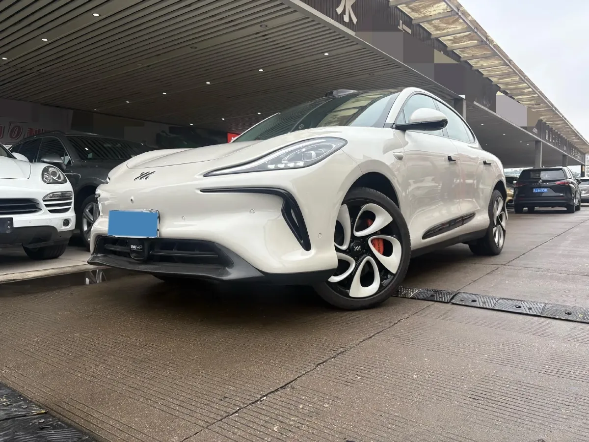 2023 IM LS6 BEV 71KWH,autocango,china used car exporter,china ev exporter,chinese used car exporter,chinese used ev exporter
