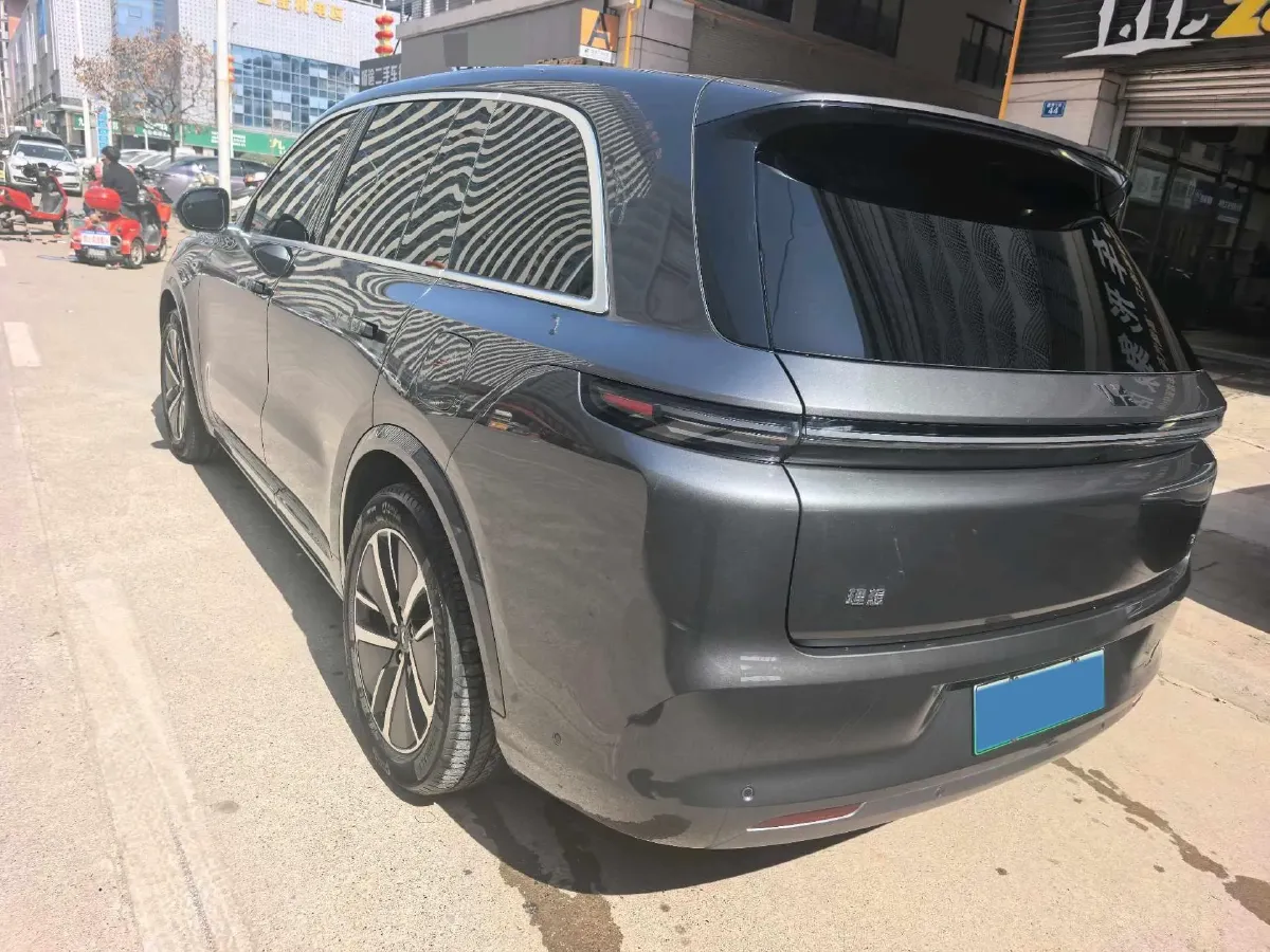 2024 Volvo S60 2.0T 197HP L4 7DCT,autocango,china used car exporter,china ev exporter,chinese used car exporter,chinese used ev exporter