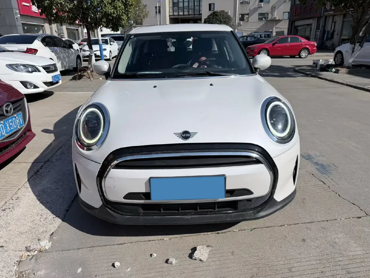 2023 MINI MINI 1.5T 102HP L3 7DCT,autocango,china used car exporter,china ev exporter,chinese used car exporter,chinese used ev exporter