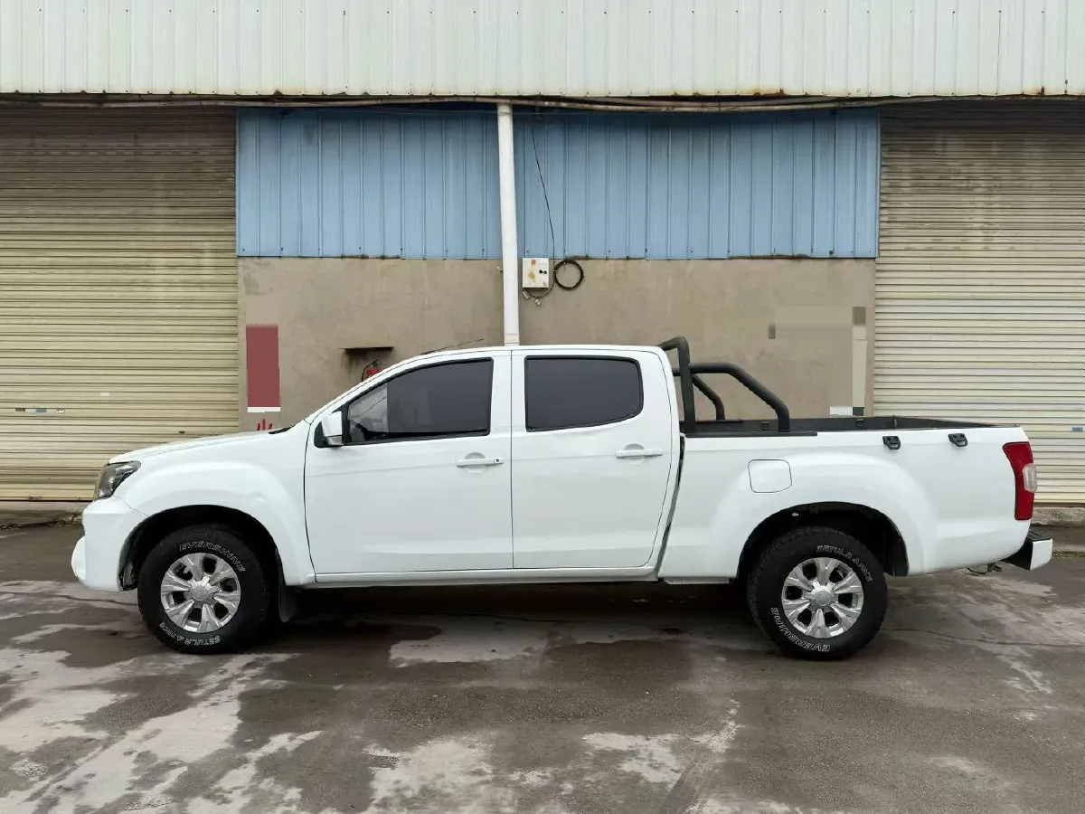 2020 Isuzu RE-MAX Jim 2.5T 150HP L4 6MT,autocango,china used car exporter,china ev exporter,chinese used car exporter,chinese used ev exporter
