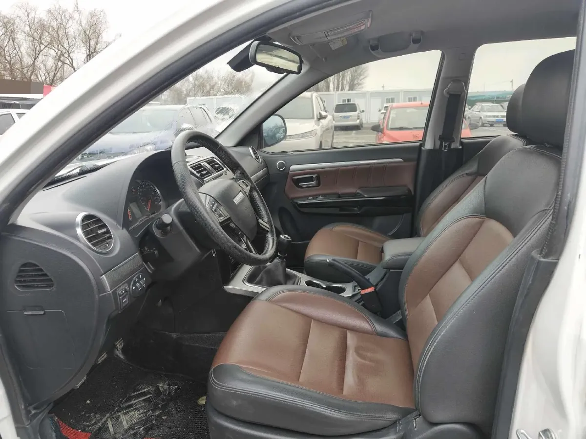 2018 Haval H5 Class 2.0T 190HP L4 6MT,autocango,china used car exporter,china ev exporter,chinese used car exporter,chinese used ev exporter