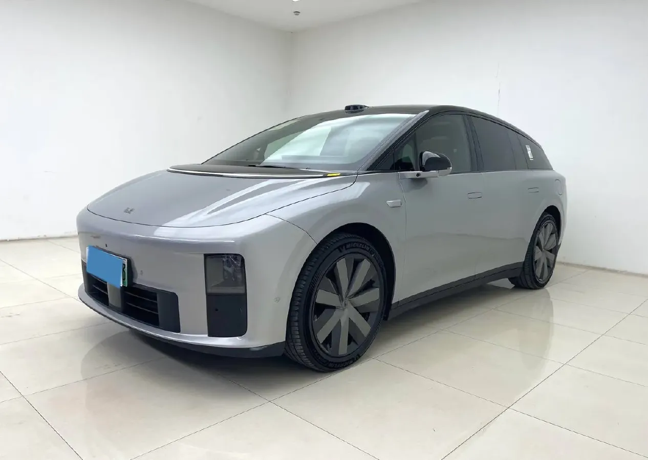 2025 Li i6 BEV,autocango,china used car exporter,china ev exporter,chinese used car exporter,chinese used ev exporter