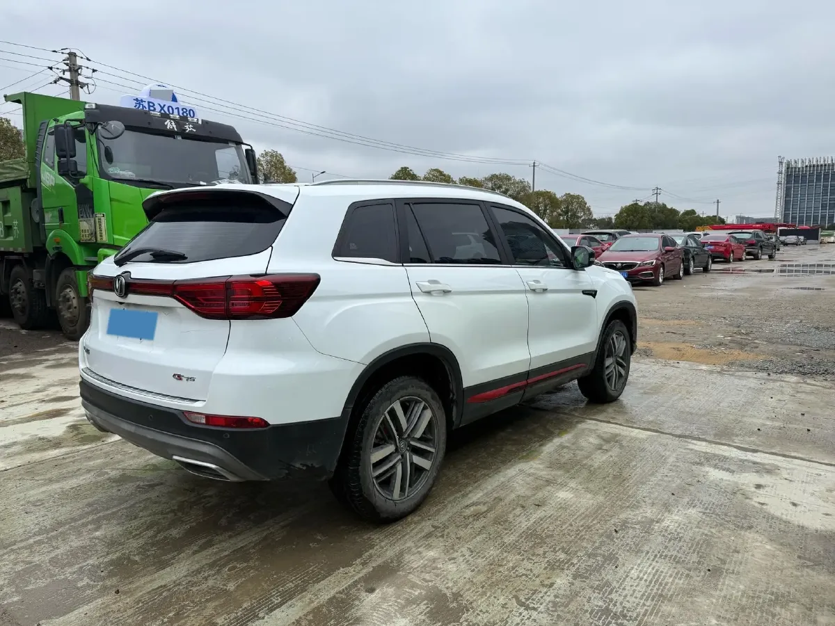 2023 ChangAn CS75 1.5T 188HP L4 7DCT,autocango,china used car exporter,china ev exporter,chinese used car exporter,chinese used ev exporter