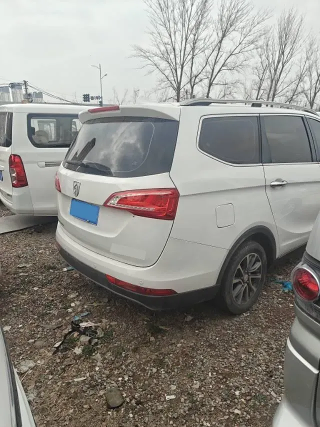 2017 SWM X7 1.5T 156HP L4 5MT,autocango,china used car exporter,china ev exporter,chinese used car exporter,chinese used ev exporter