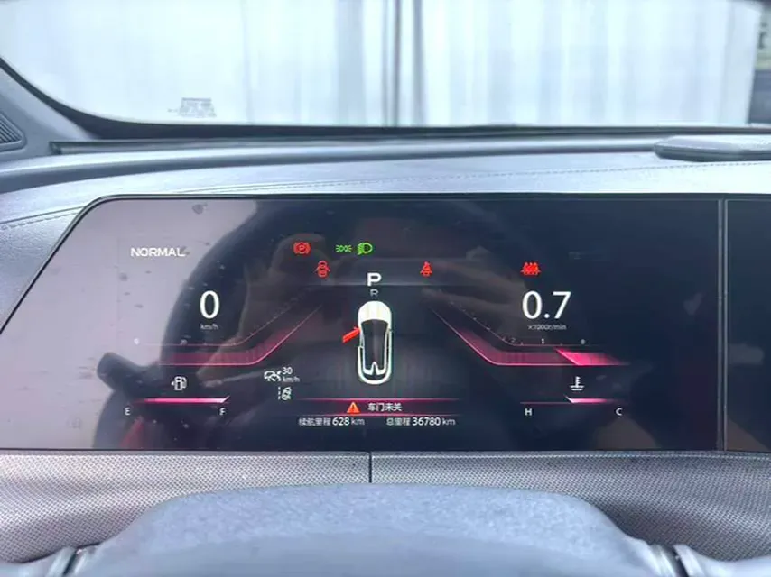 2020 ChangAn UNI-T 1.5T 180HP L4 7DCT,autocango,china used car exporter,china ev exporter,chinese used car exporter,chinese used ev exporter