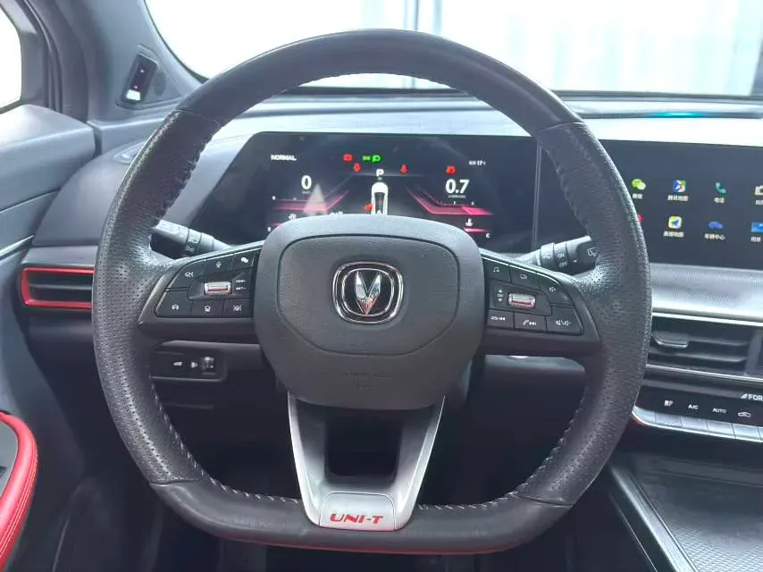 2020 ChangAn UNI-T 1.5T 180HP L4 7DCT,autocango,china used car exporter,china ev exporter,chinese used car exporter,chinese used ev exporter