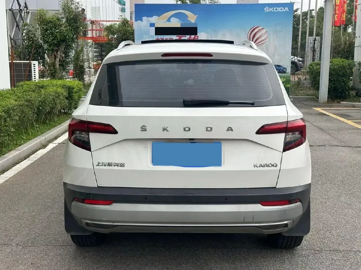 2020 Skoda Karoq 1.4T 150HP L4 7DCT,autocango,china used car exporter,china ev exporter,chinese used car exporter,chinese used ev exporter